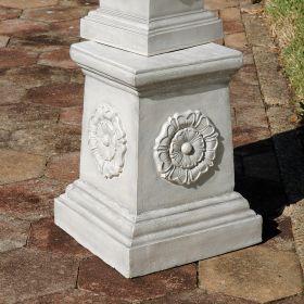 Grande Rosette Plinth                           Nr